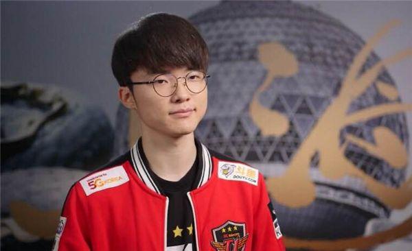 福登频繁在 福登频繁在